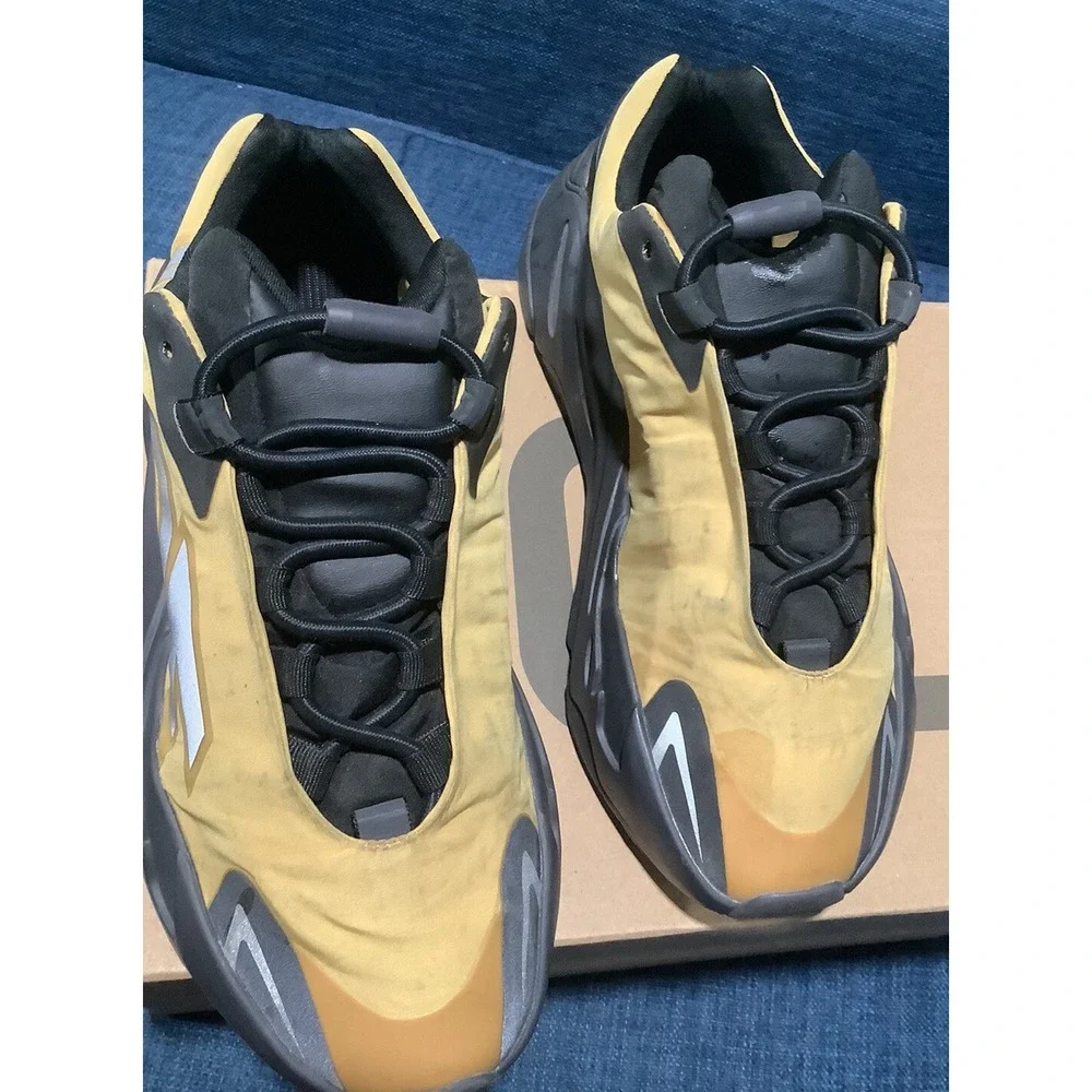 Size 6.5 - Yeezy Boost 700 MNVN Honey Flux